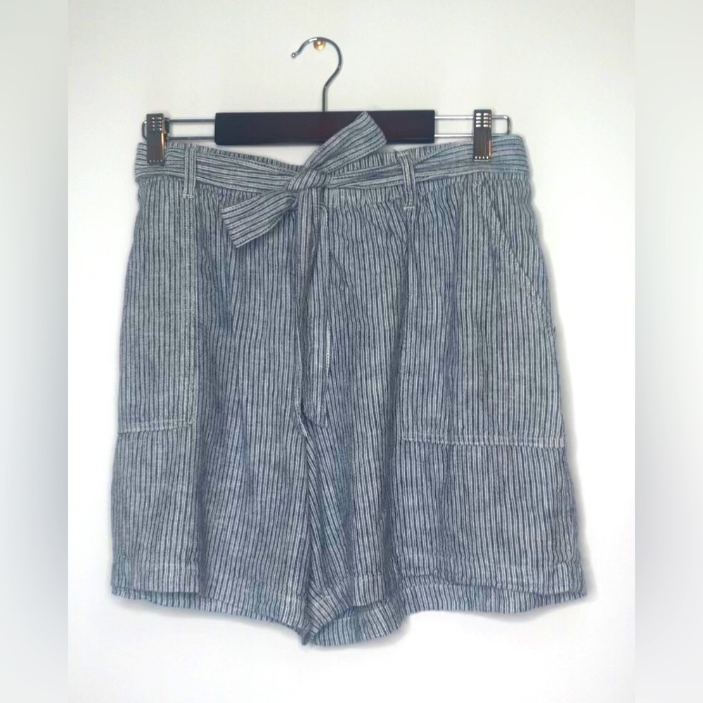 a.n.a Linen blend Navy Blue White Striped Belted Women's Shorts Plus Size 1X